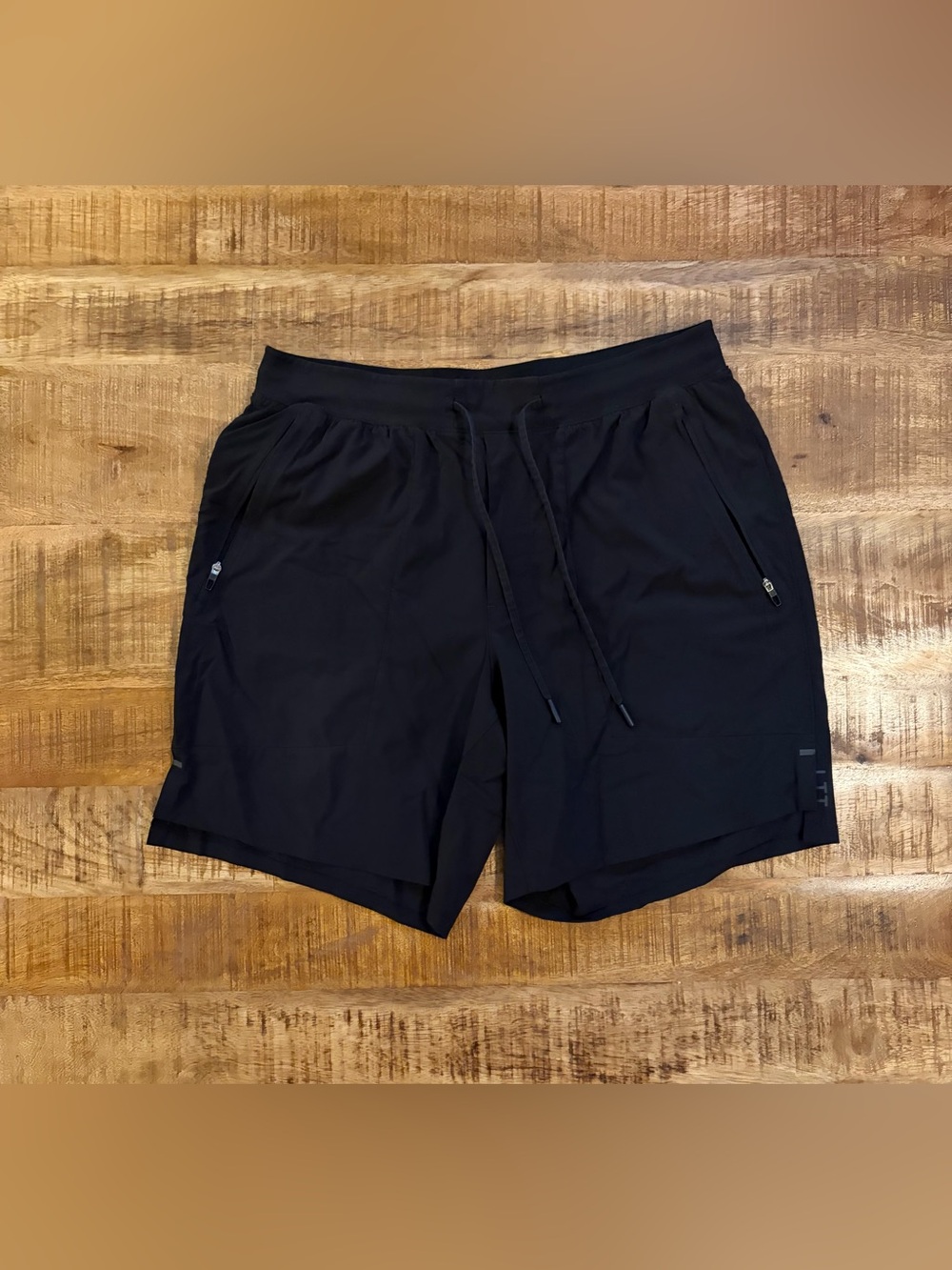 Lululemon License to Train Shorts 7”